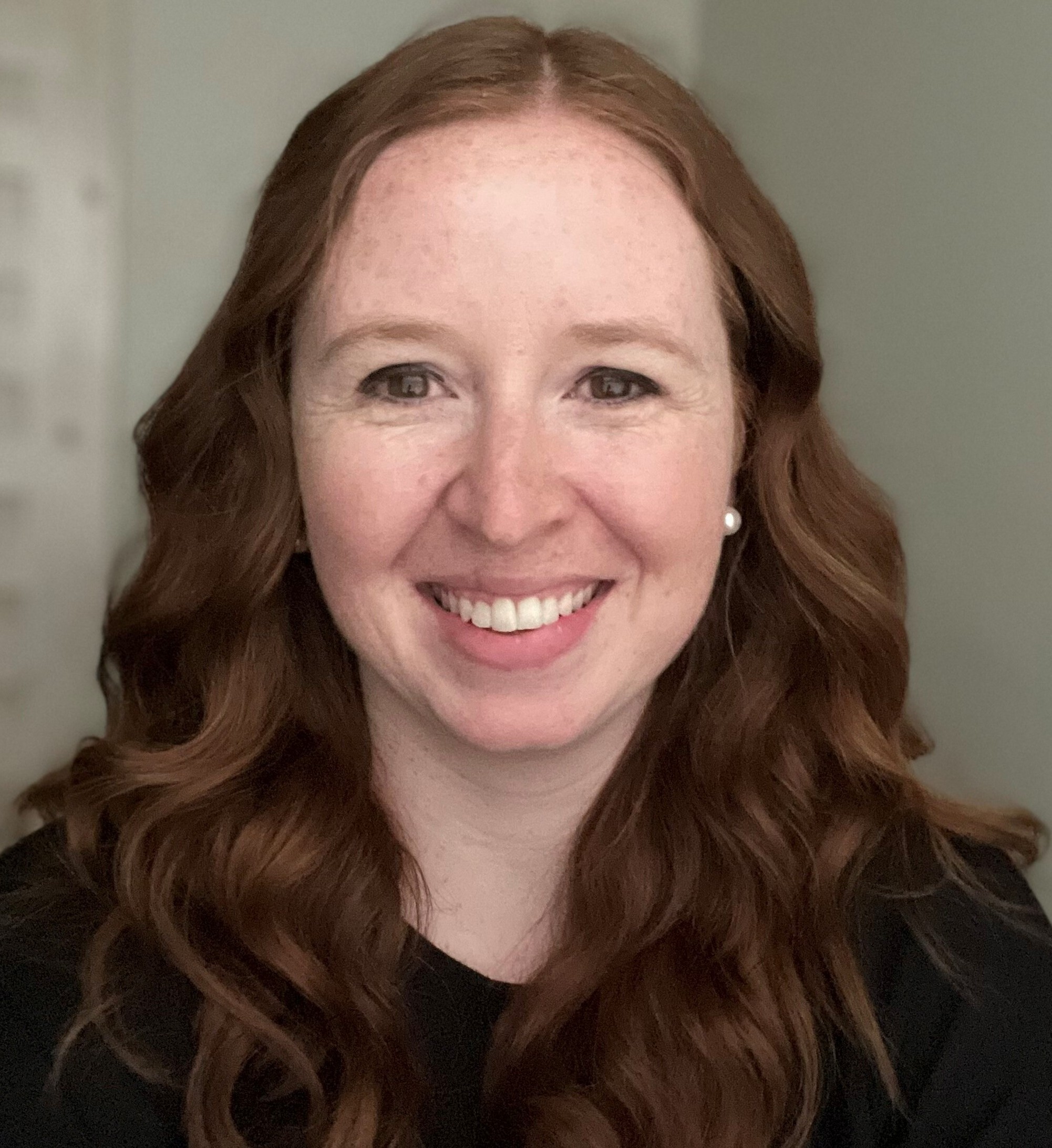 Natalie Wenzler Headshot